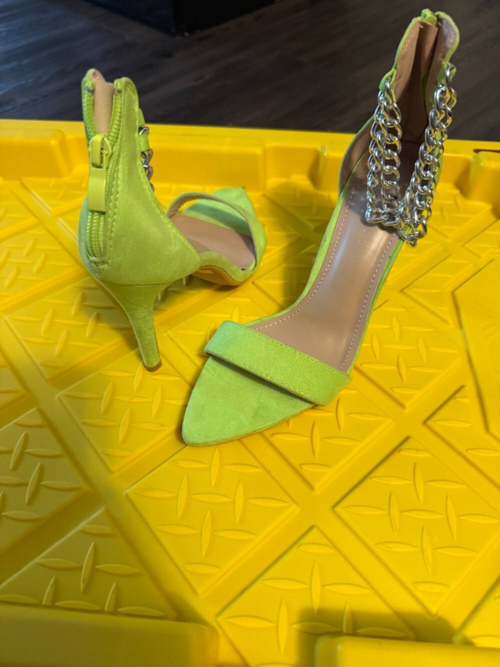Neon High Heels - Picture 3 of 3